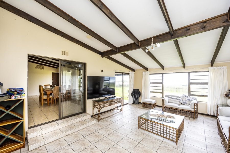 3 Bedroom Property for Sale in Marshstrand Eastern Cape